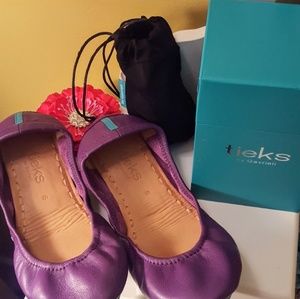 Tieks Size 6-Lilac